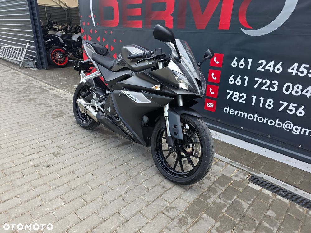 Yamaha YZF - 28