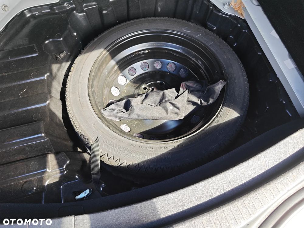 Renault Grand Scenic - 9