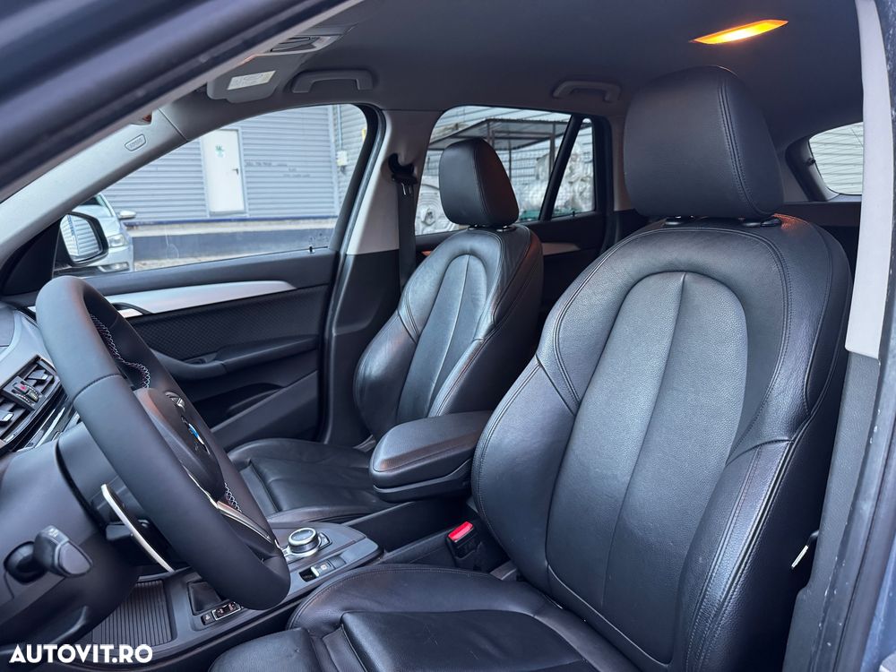 BMW X1 xDrive25e Sport Line - 25