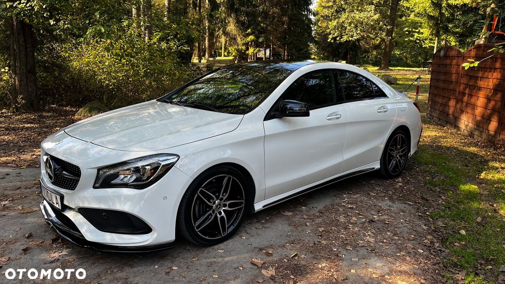 Mercedes-Benz CLA 220 4-Matic AMG Line - 2
