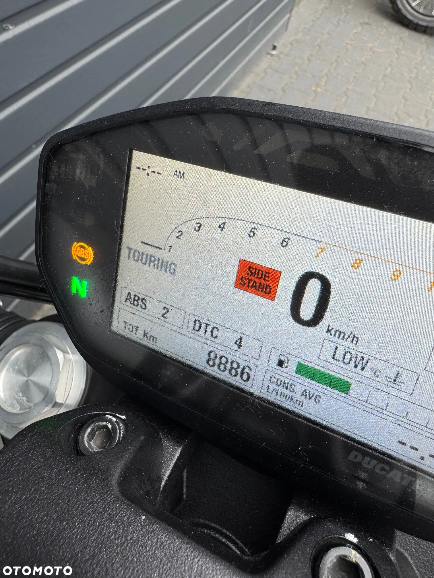 Ducati Monster - 9