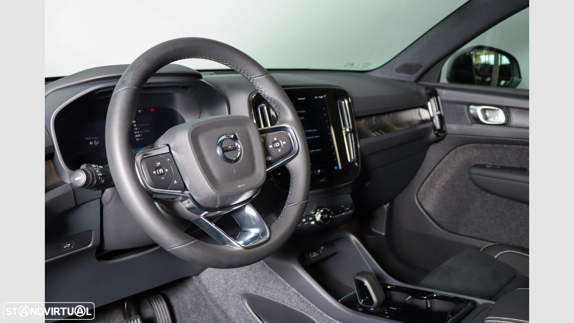 Volvo XC 40 Recharge Extended Range Plus - 10