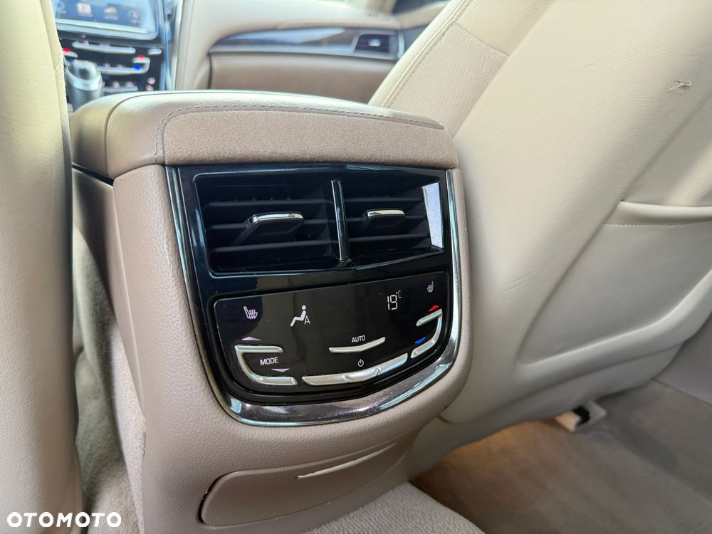 Cadillac CTS - 16
