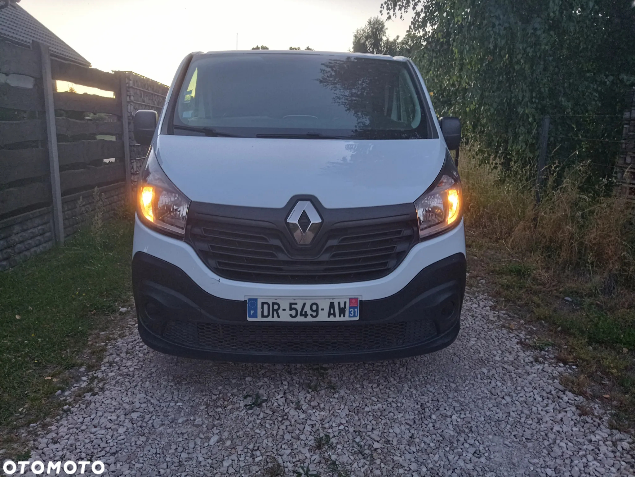 Renault Trafic - 2