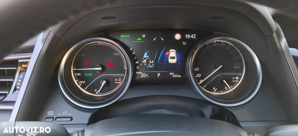 Toyota Camry 2.5 Dynamic - 6