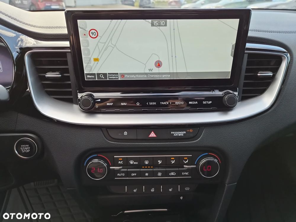 Kia XCeed 1.5 T-GDI Business Line DCT - 17