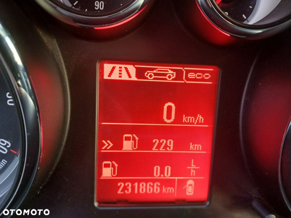 Opel Astra 1.6 CDTI Cosmo - 27