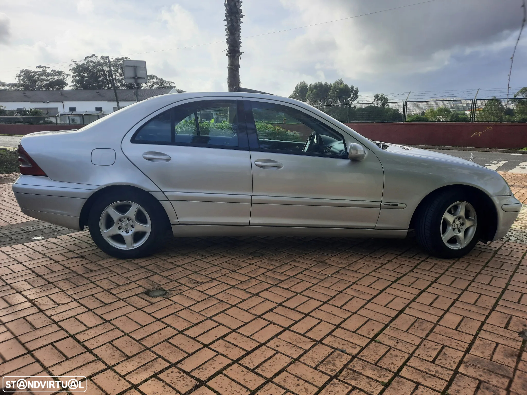 Mercedes-Benz C 220 - 4