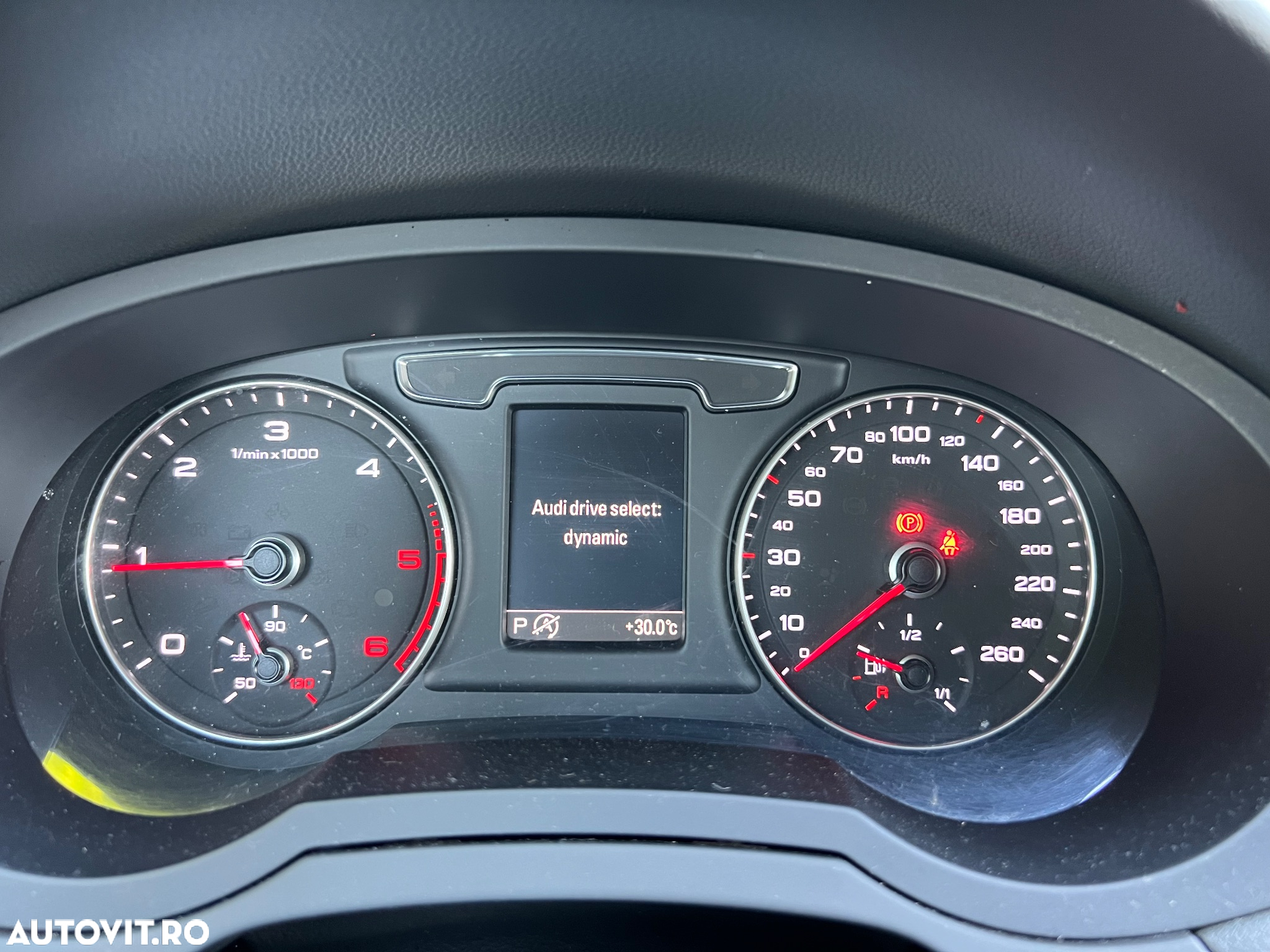 Audi Q3 2.0 TDI Quattro Stronic Sport - 22