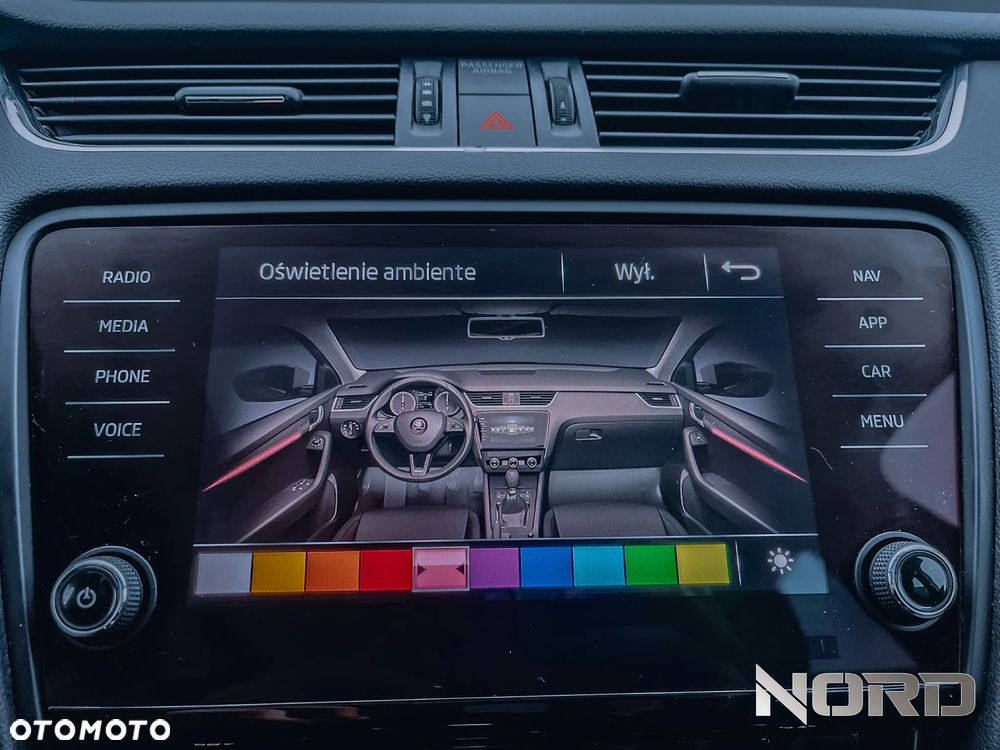 Skoda Octavia 2.0 TDI 4x4 DSG Style - 29