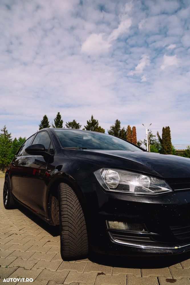 Volkswagen Golf 1.6 TDI BlueMotion Technology Comfortline - 4