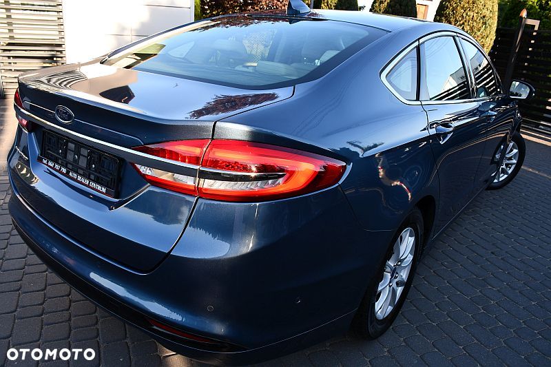 Ford Mondeo 2.0 Hybrid Titanium - 33