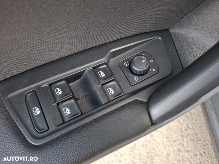 Volkswagen Tiguan - 29