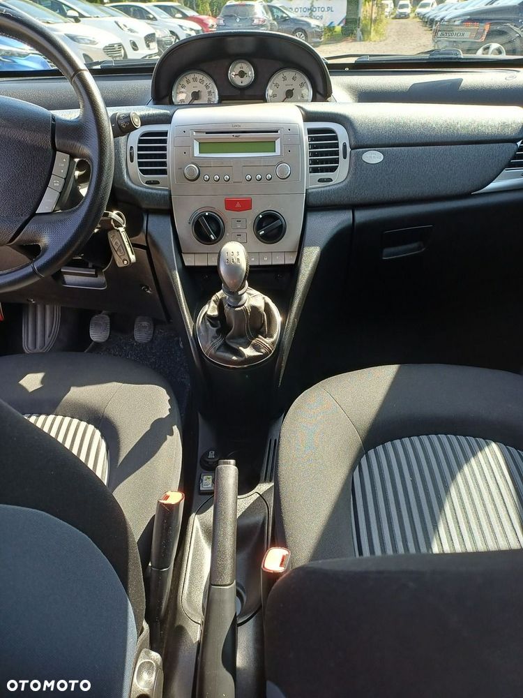 Lancia Ypsilon - 22