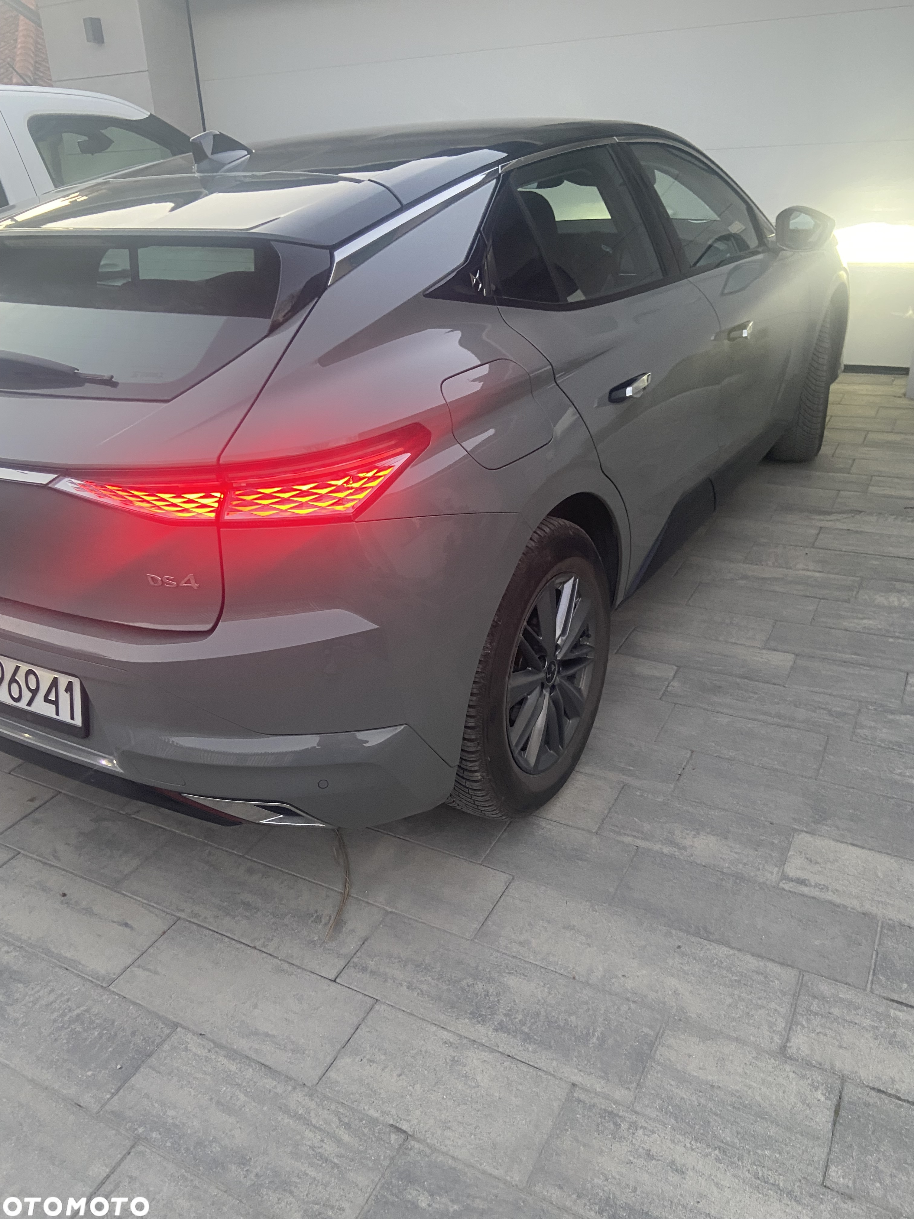 DS Automobiles DS 4 - 12