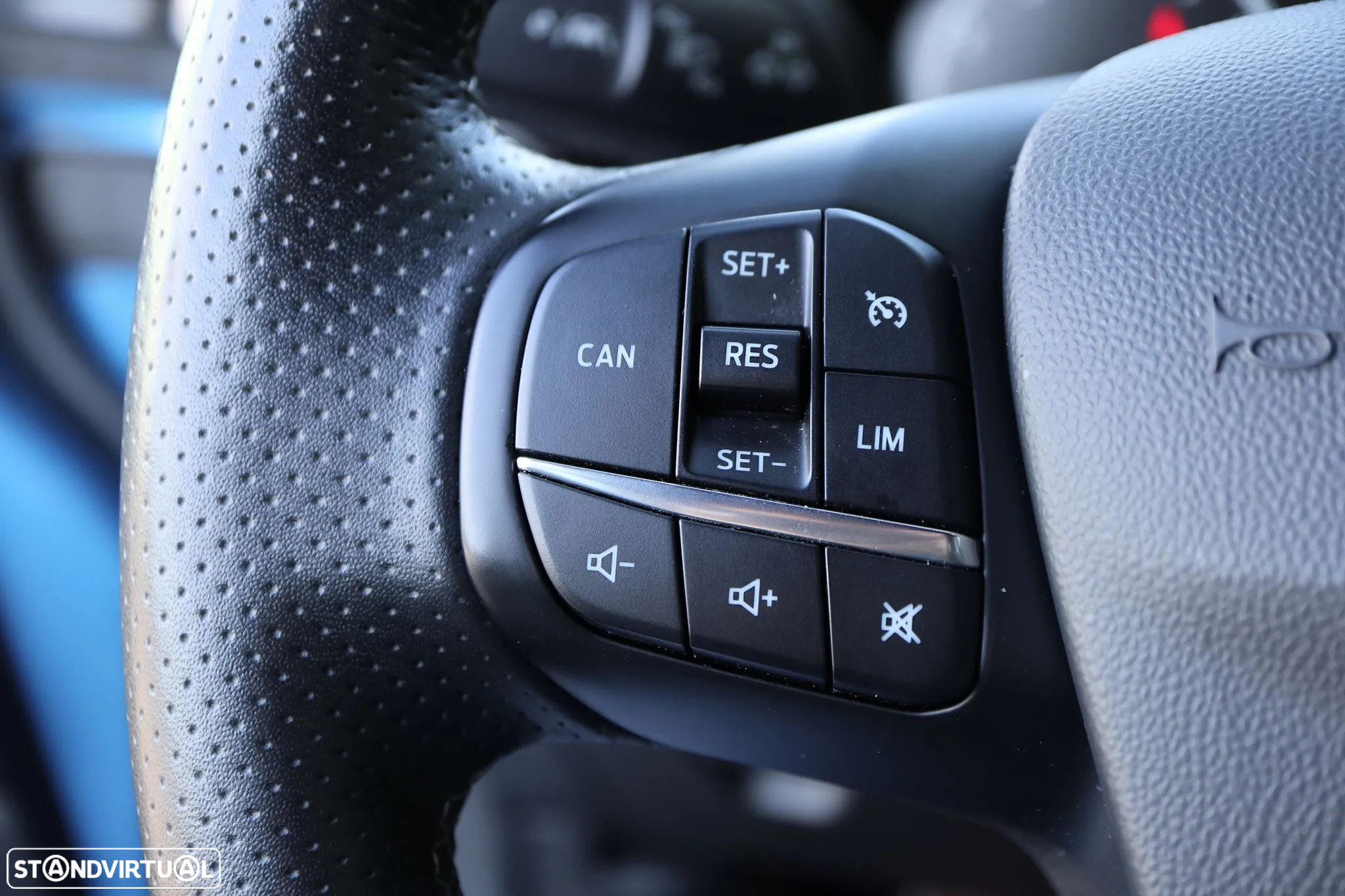 Ford Fiesta 1.5 EcoBoost S&S ST X - 24