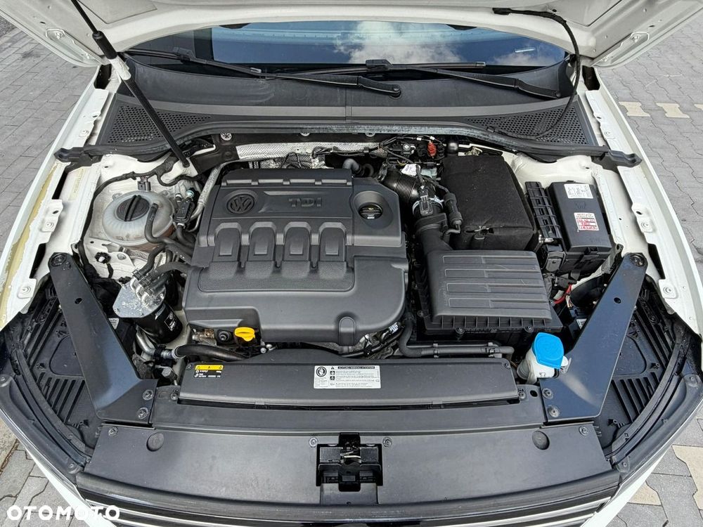 Volkswagen Passat - 3