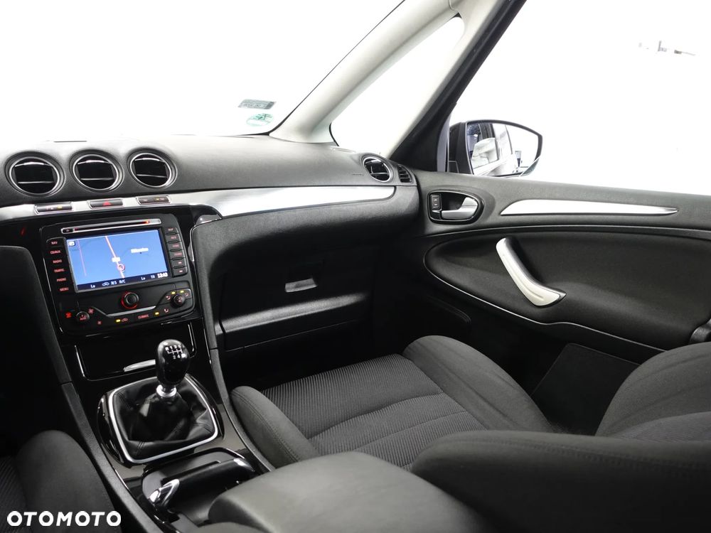 Ford S-Max - 30