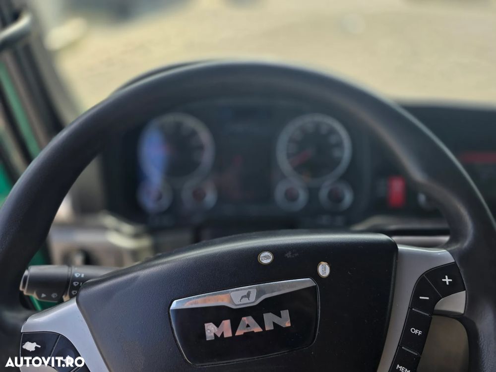 MAN MEGA - 2
