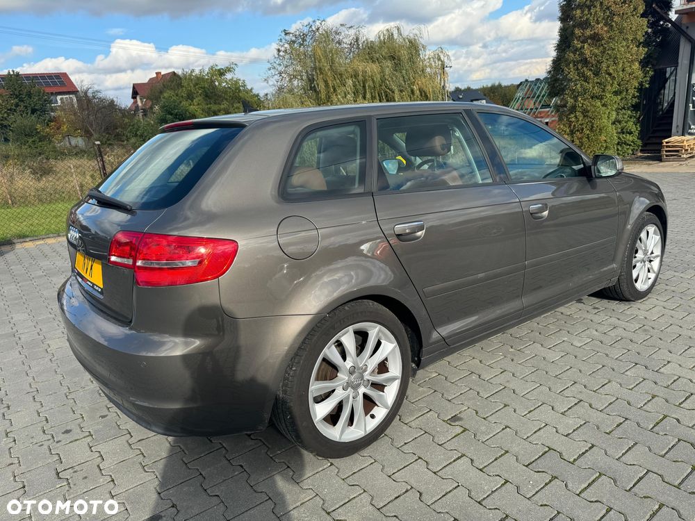 Audi A3 Sportback 1.4 TFSI Attraction - 6