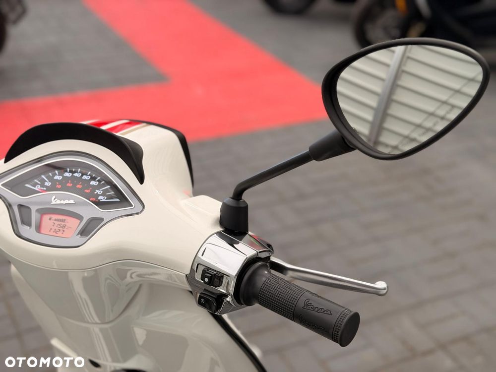 Piaggio Vespa - 9