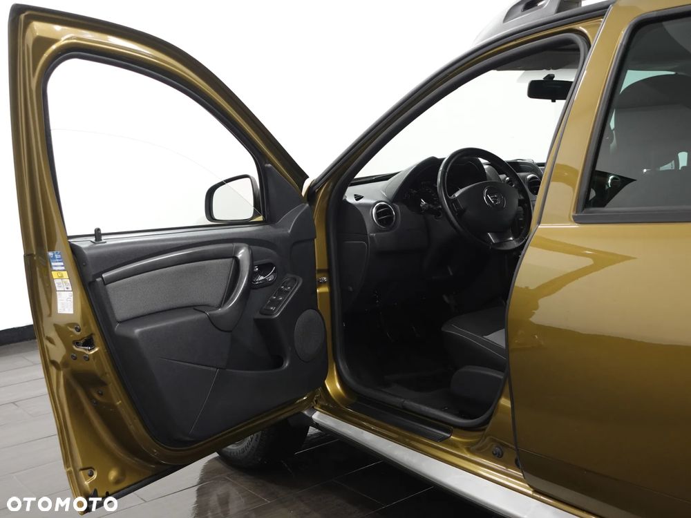 Dacia Duster SCe 115 4x2 Laureate - 17