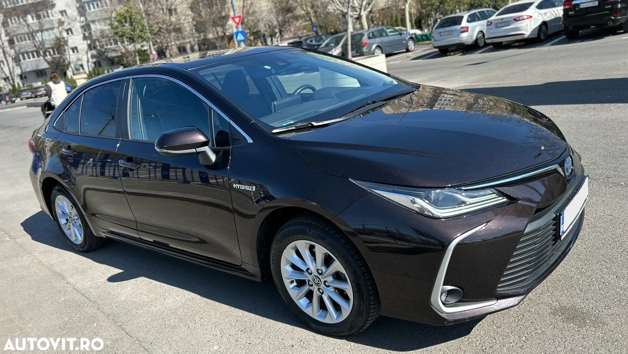Toyota Corolla 1.8 HSD Dynamic - 8