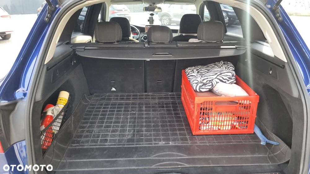 Mercedes-Benz GLC - 22