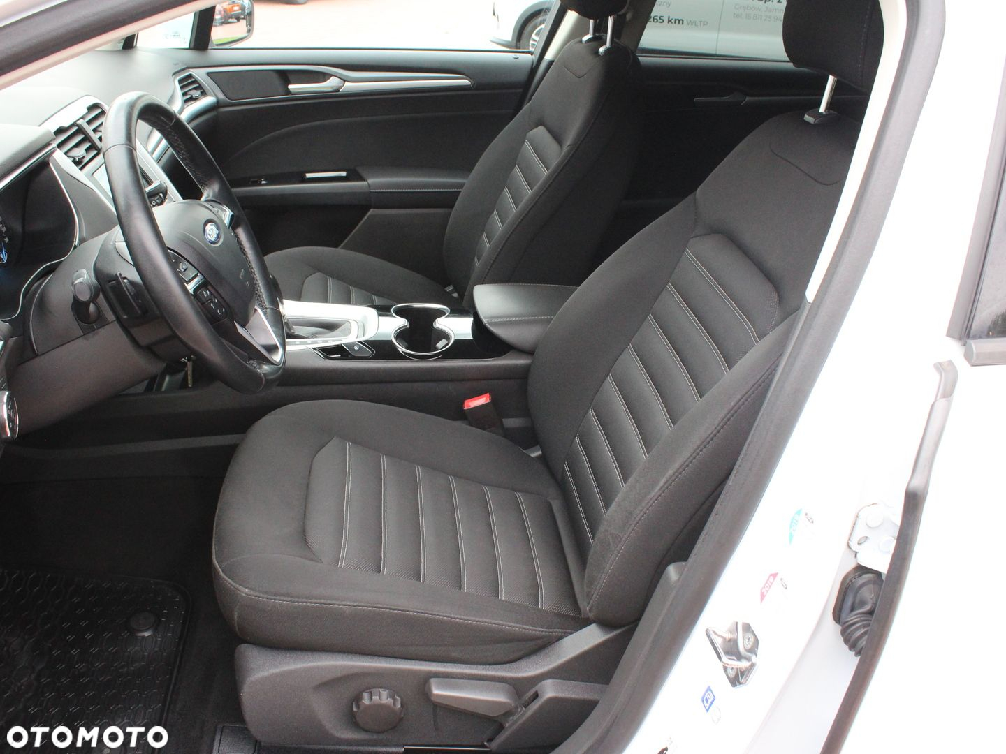Ford Mondeo 2.0 TDCi Trend PowerShift - 8