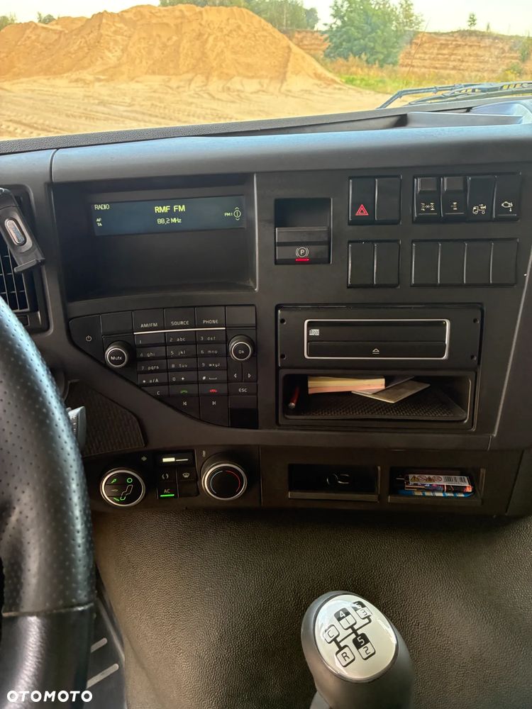 Volvo FMX - 11