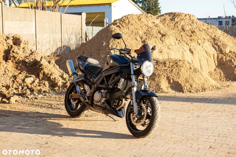 Suzuki SV - 4