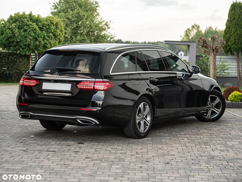 Mercedes-Benz Klasa E 200 d Avantgarde - 13