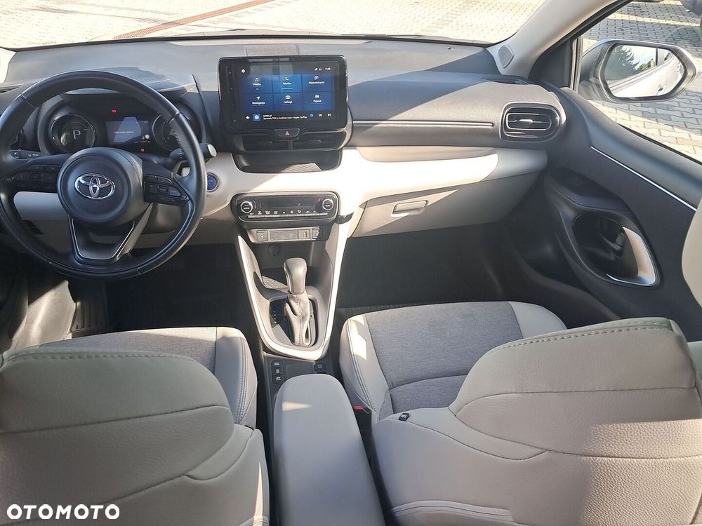 Toyota Yaris Hybrid 1.5 Executive - 13