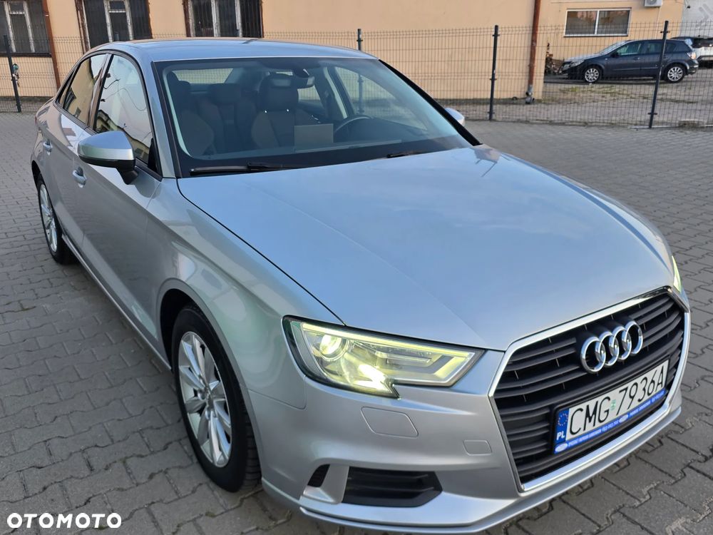 Audi A3 Limousine 1.6 TDI design - 6
