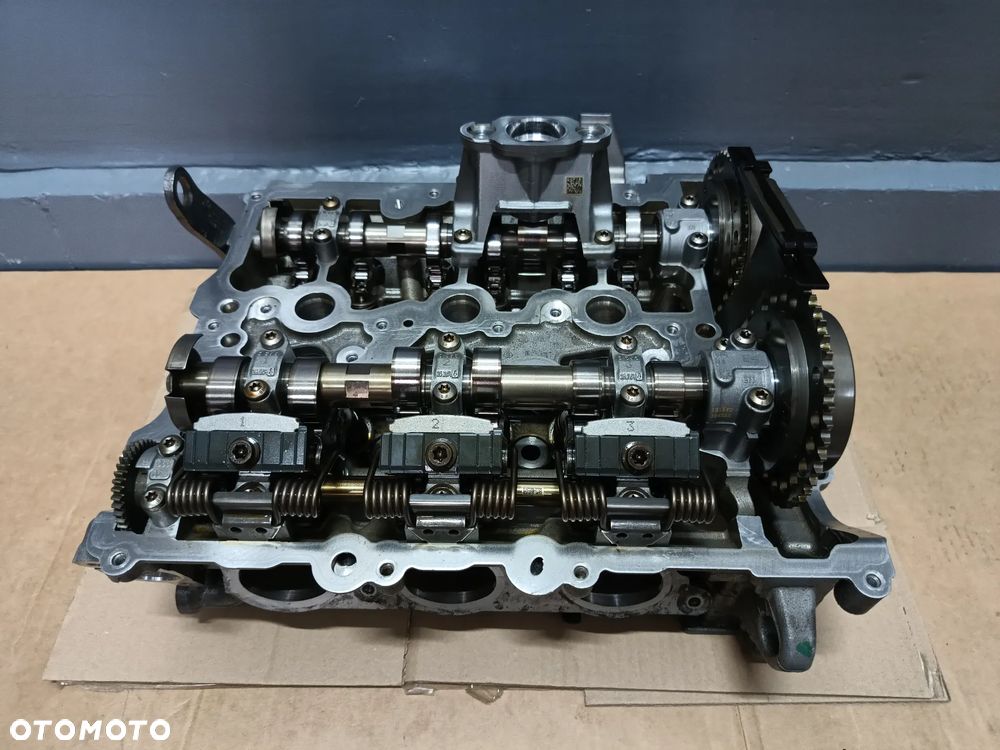 BMW MINI B38A15A 1.5T Głowica silnika 8638087 - 1