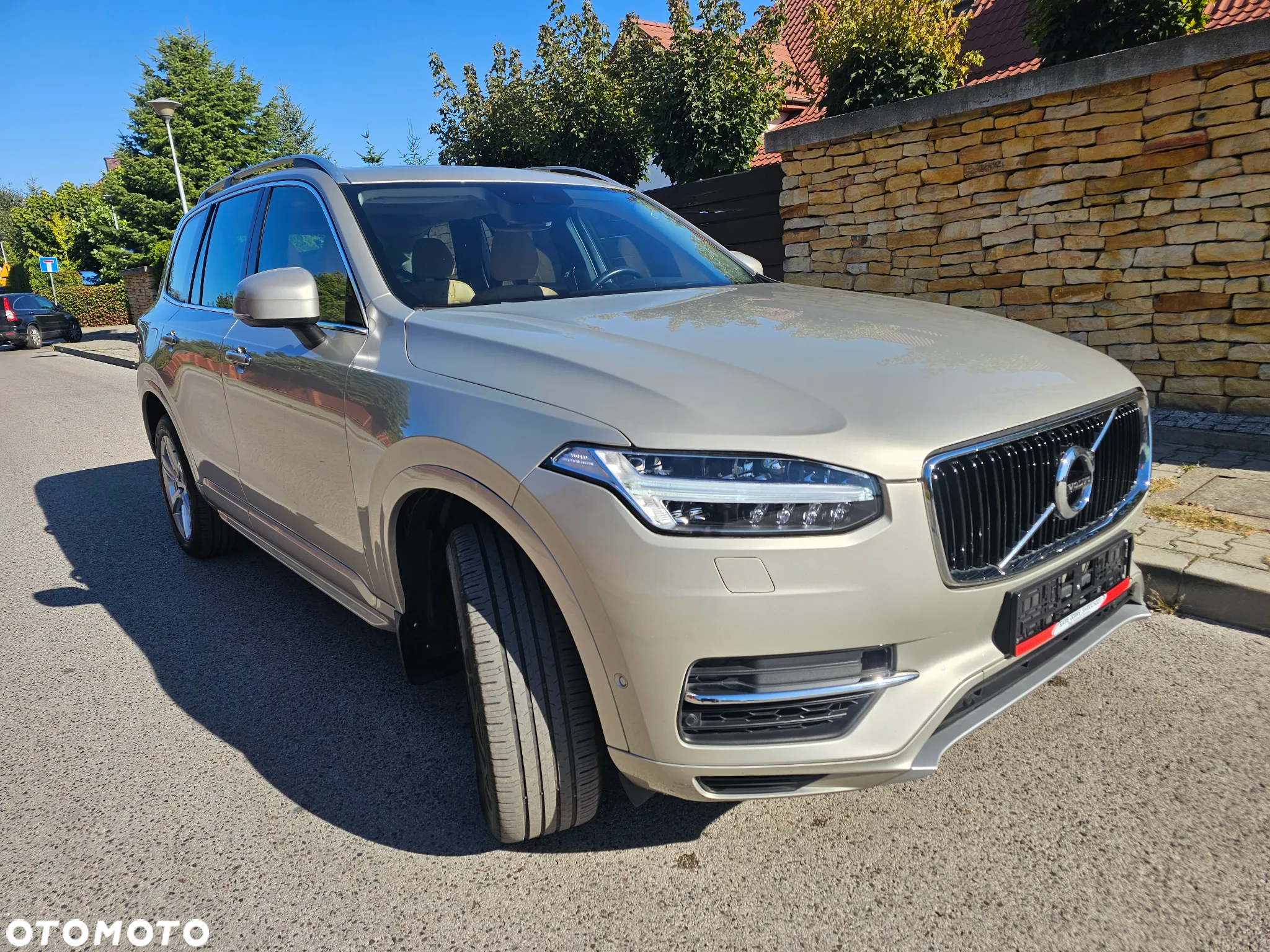 Volvo XC 90 T8 AWD Plug-In Hybrid Momentum 7os - 4