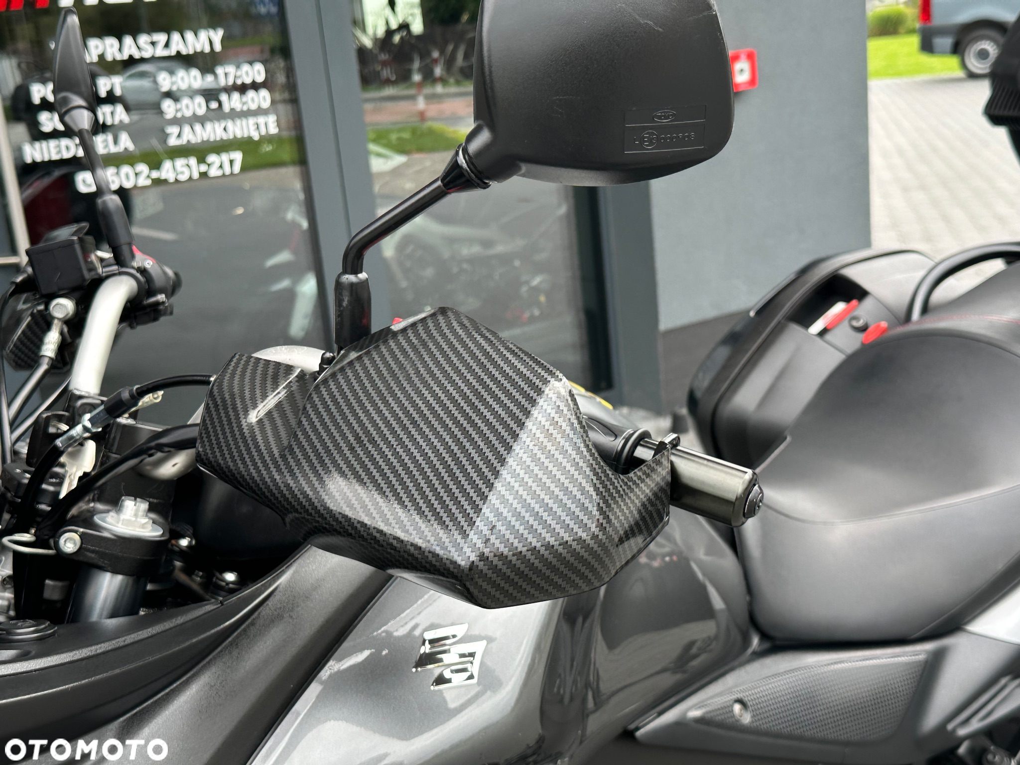 Suzuki V-STROM - 38