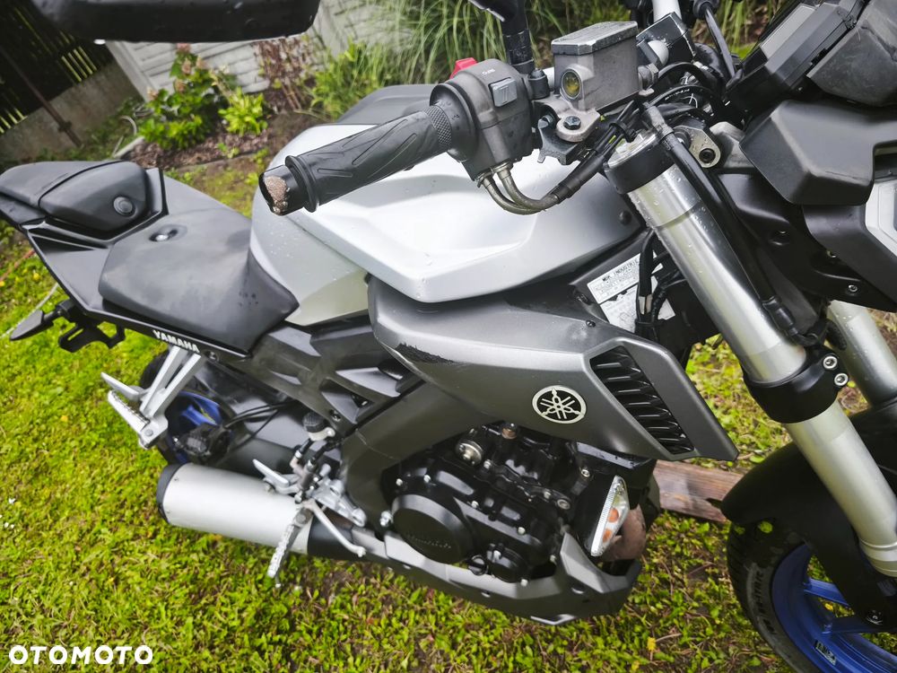 Yamaha MT - 5