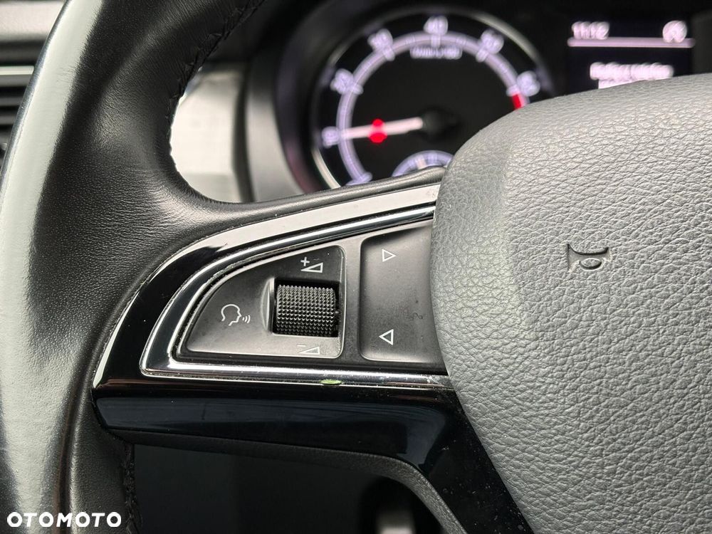 Skoda RAPID 1.0 TSI Style - 15