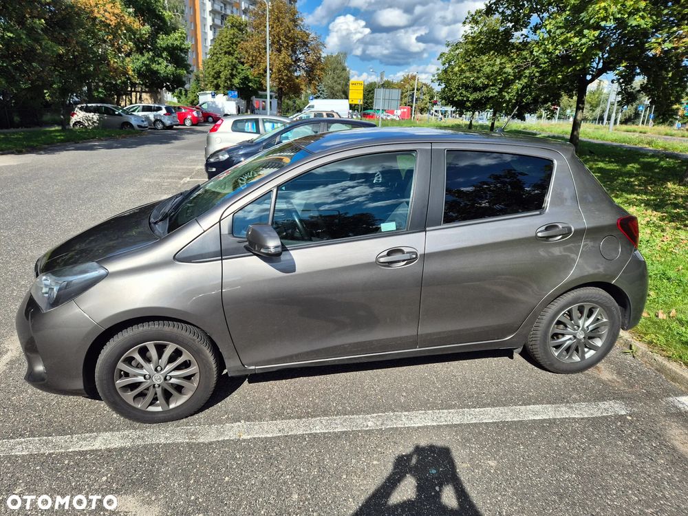 Toyota Yaris 1.33 Premium - 8