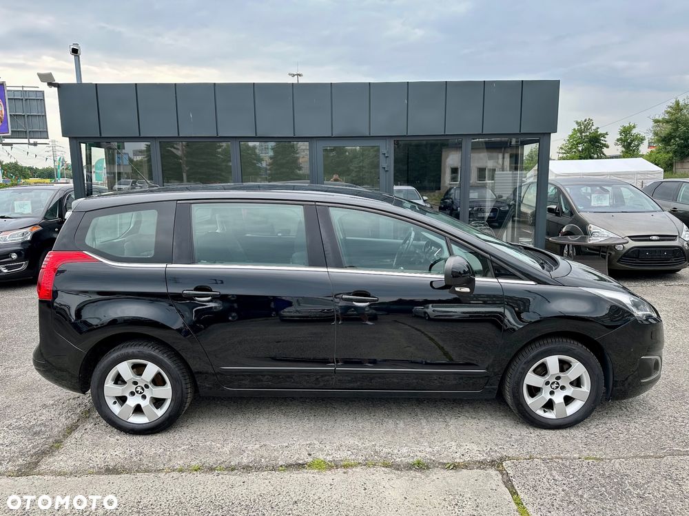 Peugeot 5008 HDI FAP 115 Style - 11