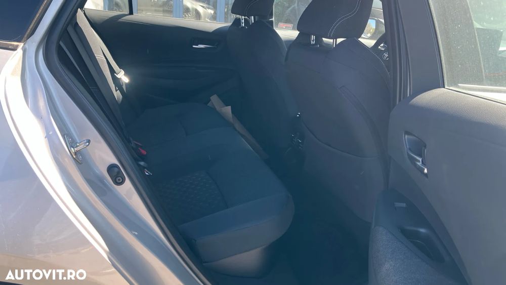 Toyota Corolla 1.8 HSD Business - 7