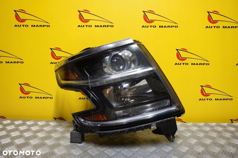 CHEVROLET TAHOE SUBURBAN 2015- REFLEKTOR LAMPA PRAWA PRZEDNIA USA - 2