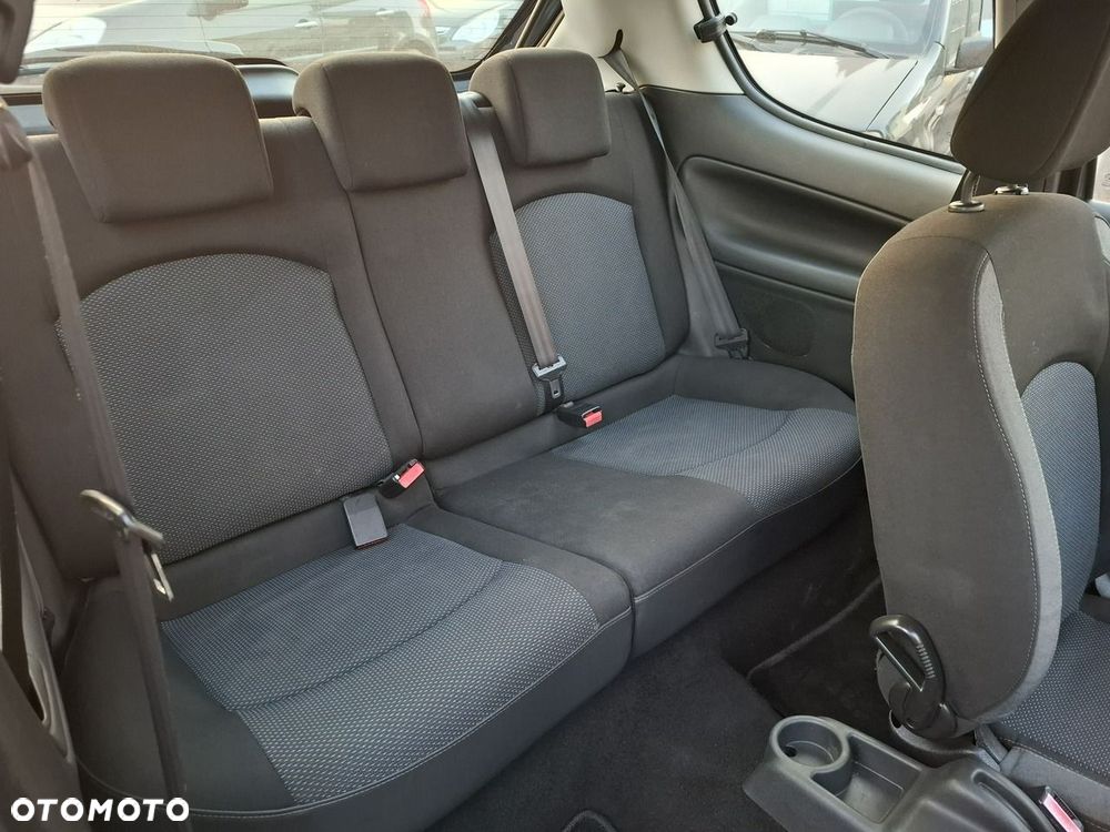 Peugeot 206 plus 60 Urban Move - 24