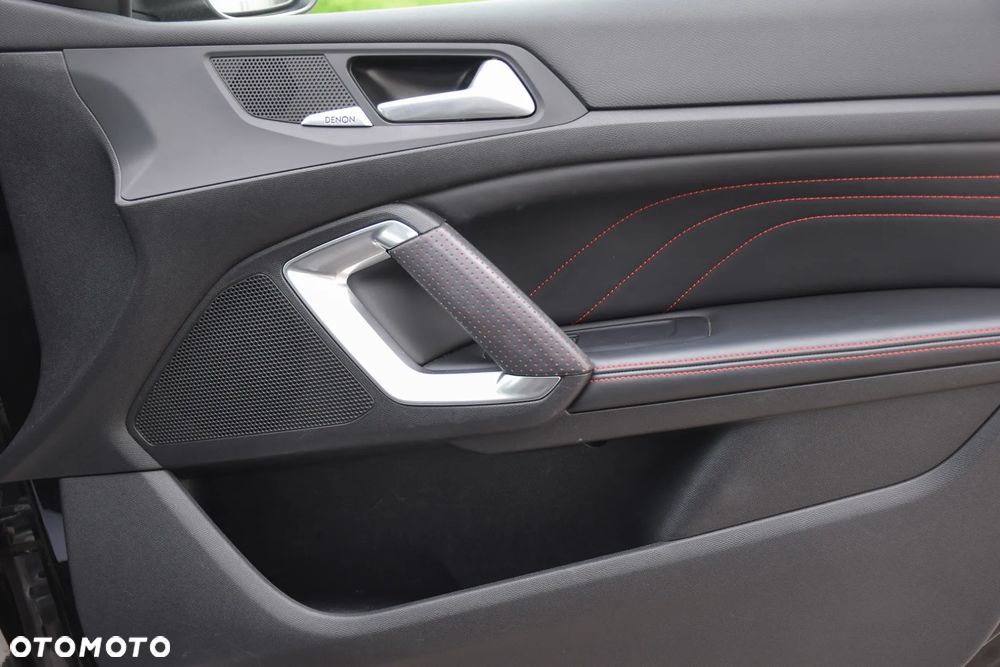 Peugeot 308 SW 1.6 e-THP GT S&S - 24