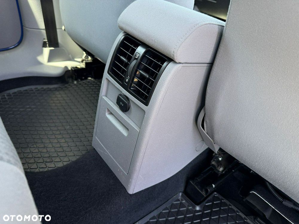 Volkswagen Caddy - 22