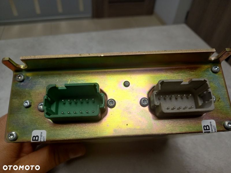 Moduł sterownik PTO rewers 325377A2 Case MX90C - 5