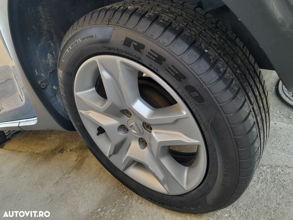 Dacia Sandero 1.5 DCI Stepway Prestige - 32