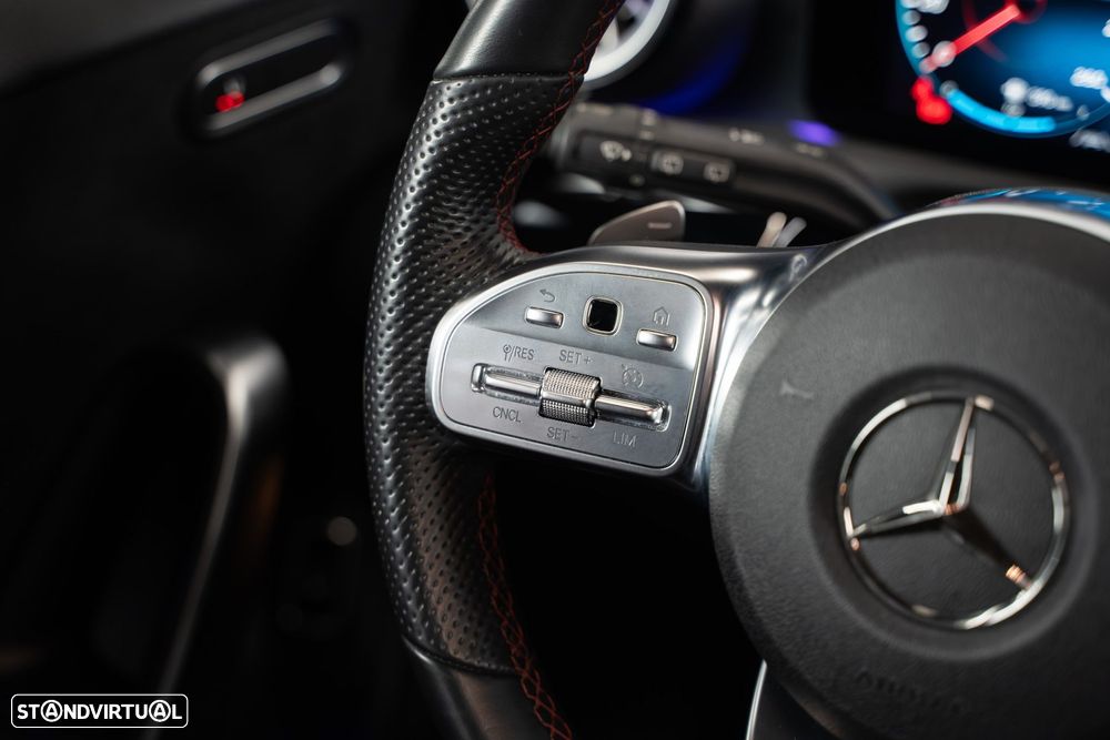 Mercedes-Benz A 250 e 8G-DCT AMG Line - 20