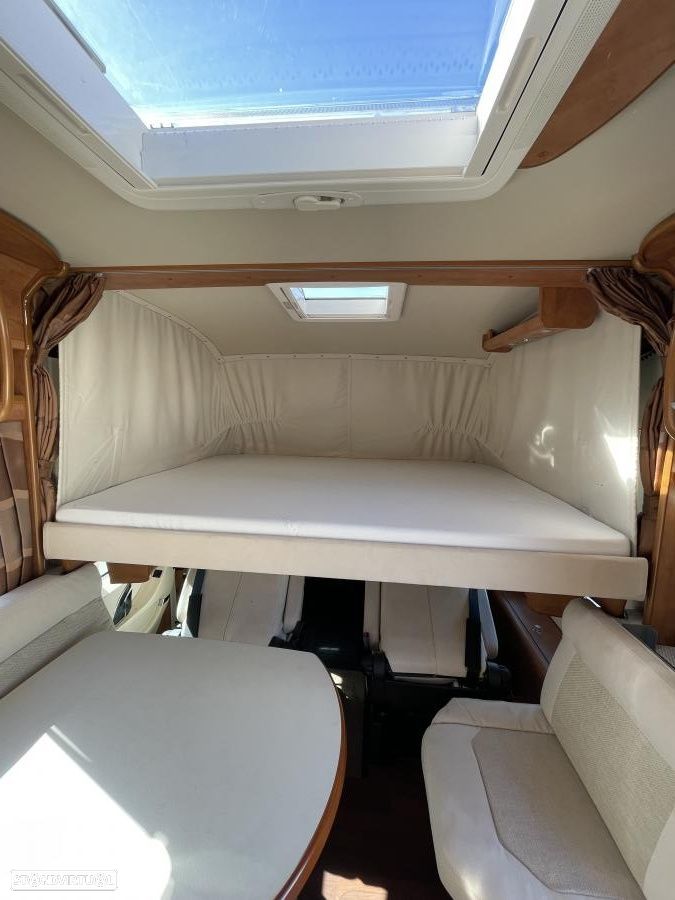 Carthago C-Tourer Camas gémeas e basculante - 6